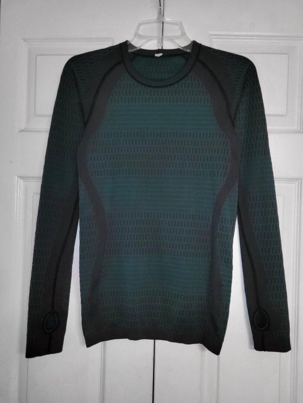 Lululemon About That Base Long Sleeve Black / Forage Teal 2-4 - Picture 5 of 8